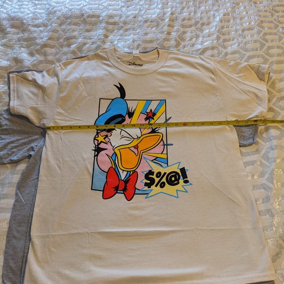 Disney Donald Duck Tshirt brand new XL - Picture 13 of 16